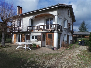 maison-villa à la vente -   42110  FEURS, surface 121 m2 vente maison-villa - APR740007